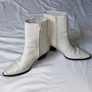 Elegant White Textured Ankle Boots